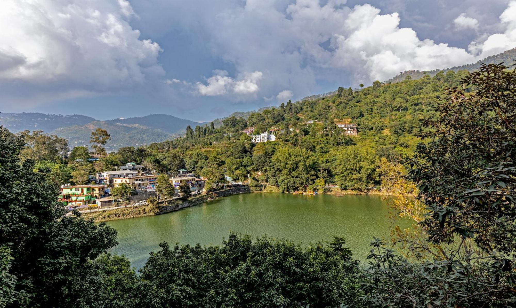 Treebo Olive Lake View Inn June Estate Bhimtal Ngoại thất bức ảnh